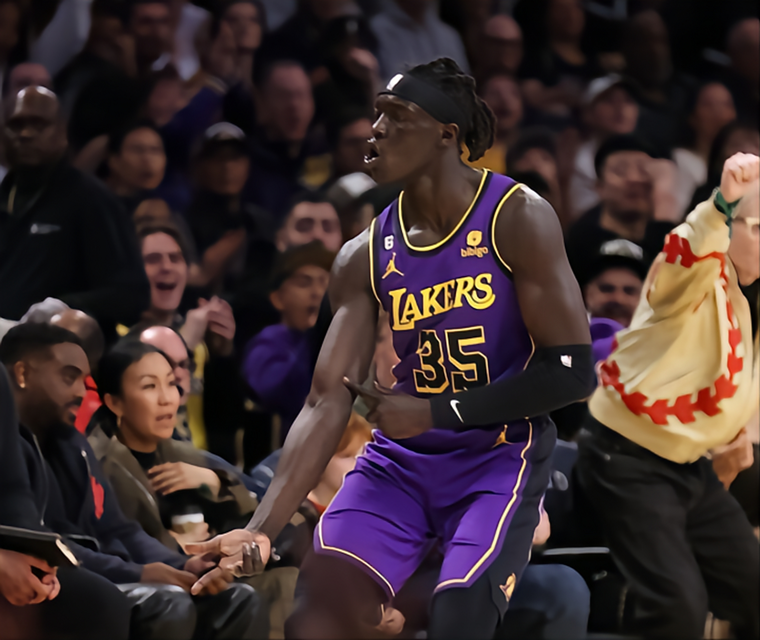 俄克拉荷马雷霆迎德甲关键赛；集结日战术微调；质疑声仍在；赛季目标并未改变