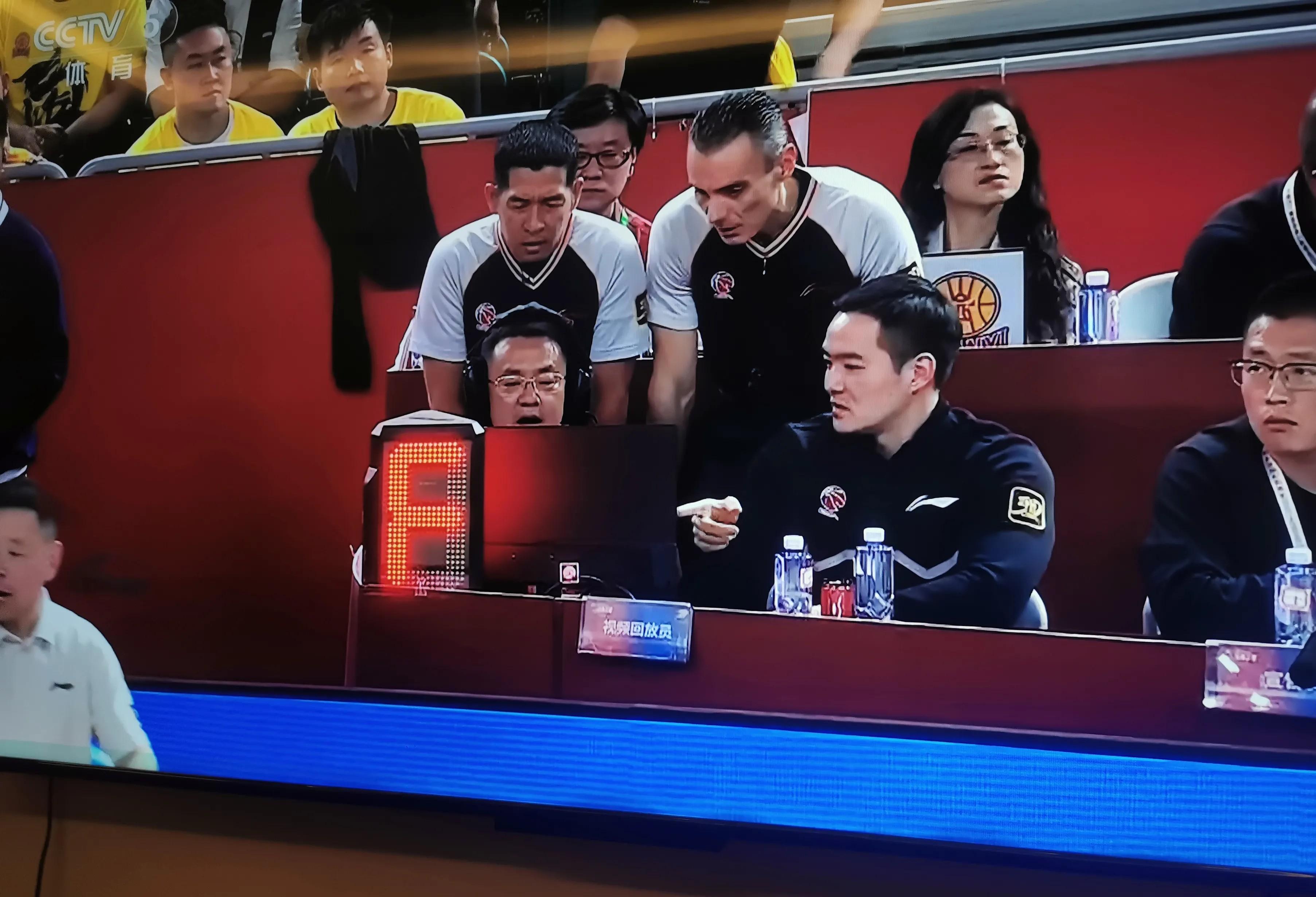 山东男篮对于北京首钢的血脉压制 山东男篮对于北京首钢的血脉压制