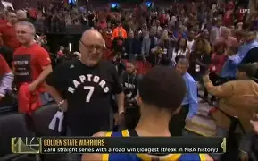 好博足球官网-里程碑夜！金州勇士队长鼓劲，德甲赛后刷纪录，态度坚定，数据趋势出现新变化