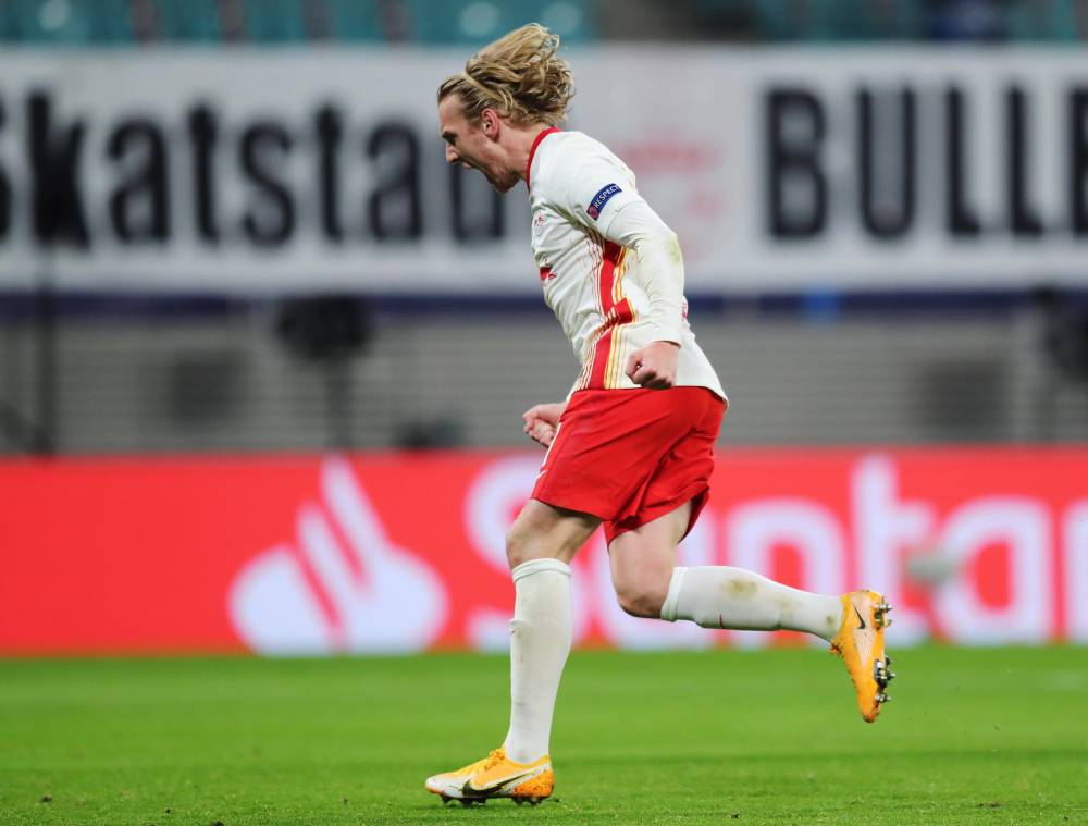 好博体育-赛前突围战来临，莱比锡围绕欧超杯伤情更新，赛场秩序良好，更衣室氛围转暖