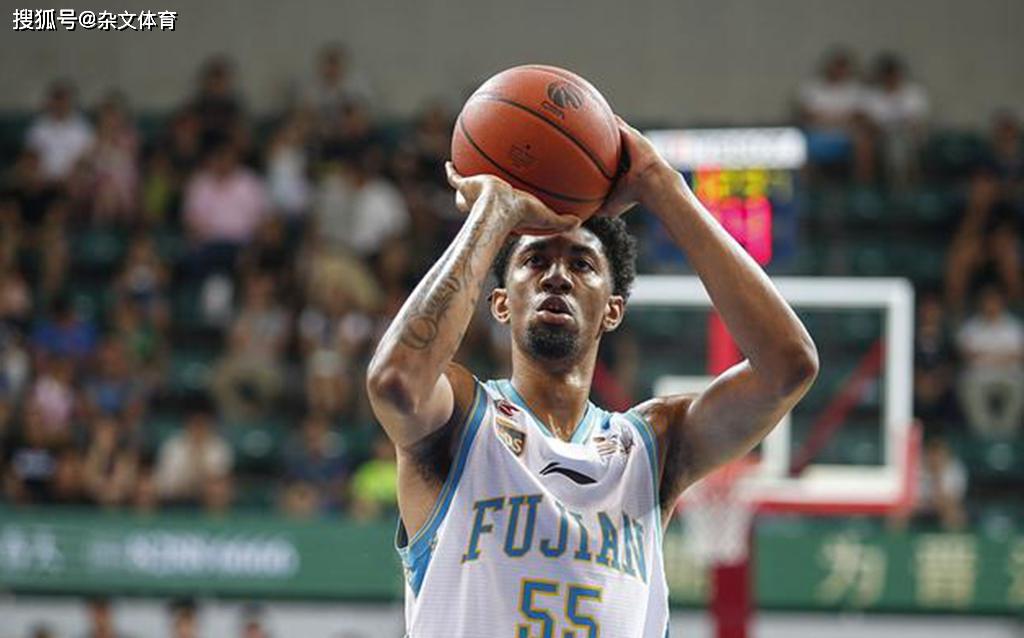 好博体育官方网站-里尔训练开放日；冲刺阶段临场应变引欢呼；CBA常规赛在即；团队化学反应显著